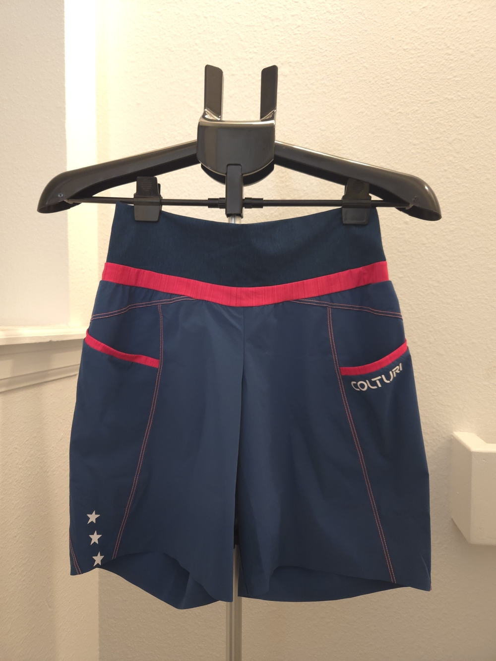 NWT Colturi Short Exit Navy & Pink Athletic Shorts Size M